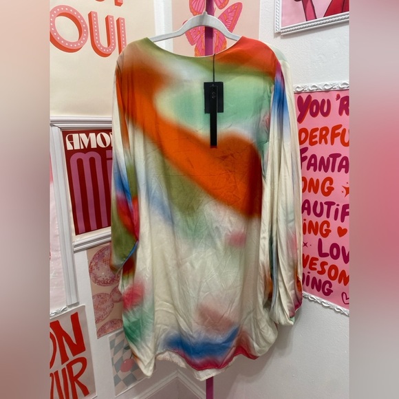 NWT OZAI N KU Loose Knee length dress with cloak sleeves - Picture 6 of 9